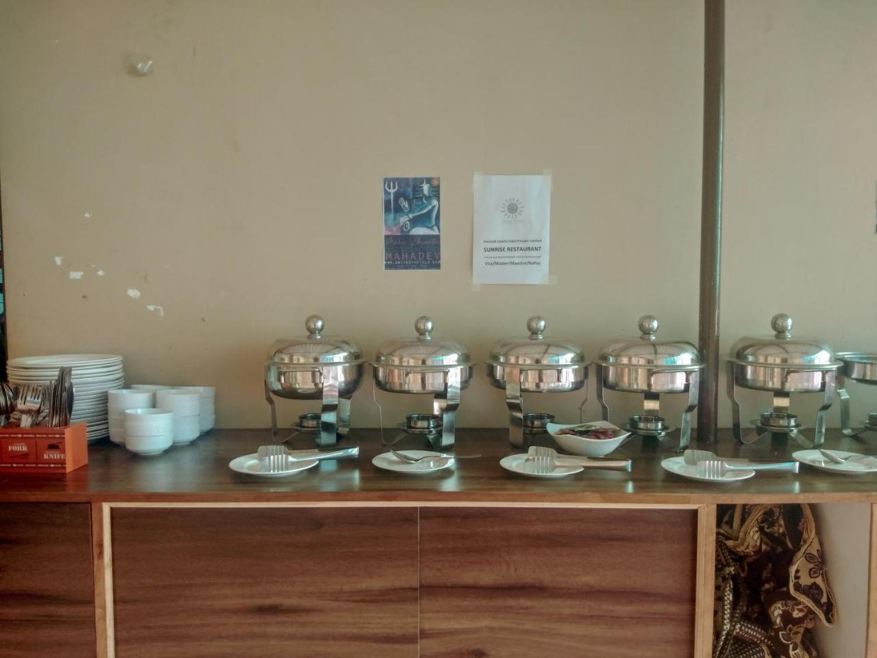 埃伦娜迪维迪酒店 瓦拉纳西 外观 照片